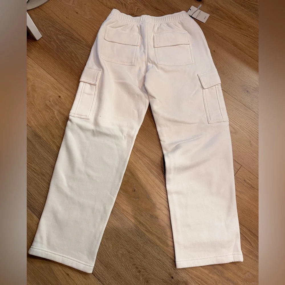 Aritzia Cream Sweatfleece Cozy Jogger - Picture 2 of 5